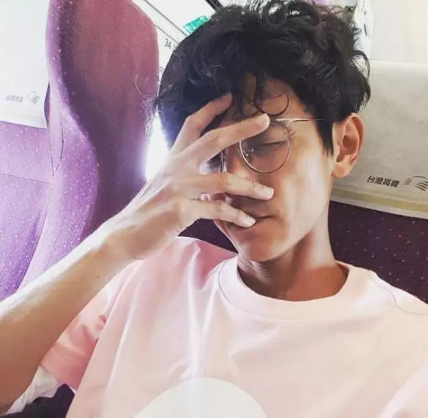 有內幕!阿翔當街親謝忻「就是故意被拍的」 逼老婆離開自己