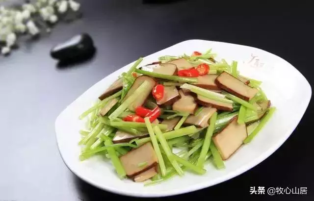 6道富含高蛋白質的芹菜養生菜譜