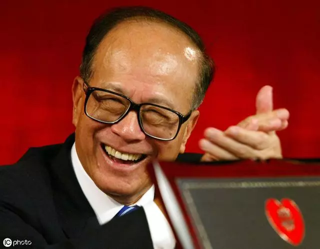 李嘉誠告訴你為什麼不成功!(你敢看完麼?)