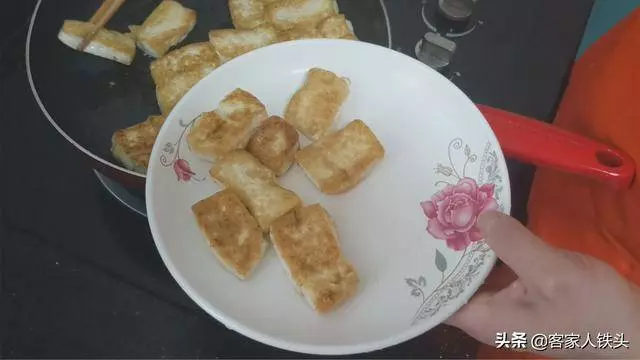 豆腐這一個做法太香了,做法簡單,味美汁香