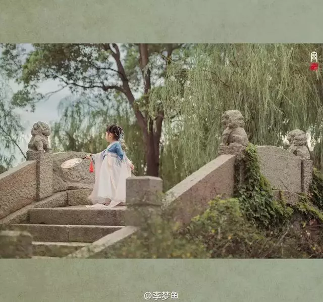 他花4年時間為女兒拍幾萬張照片,撩到汪涵還登上《英國郵報》