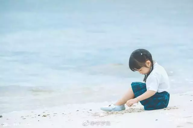 他花4年時間為女兒拍幾萬張照片,撩到汪涵還登上《英國郵報》