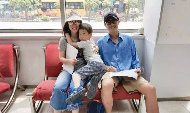 嗯哼幼兒園畢業,霍思燕談育兒:把媽媽寵成公主的小暖男這樣煉成