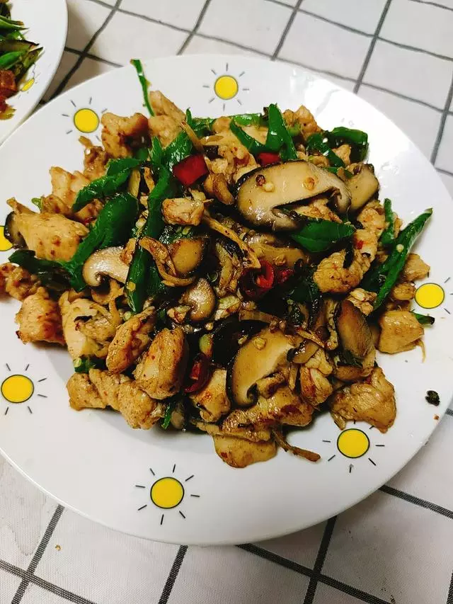 香菇滑雞的15種做法,滑嫩爽口,比吃紅燒肉還過癮,上桌准光碟
