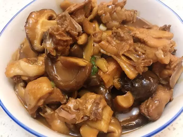香菇滑雞的15種做法,滑嫩爽口,比吃紅燒肉還過癮,上桌准光碟