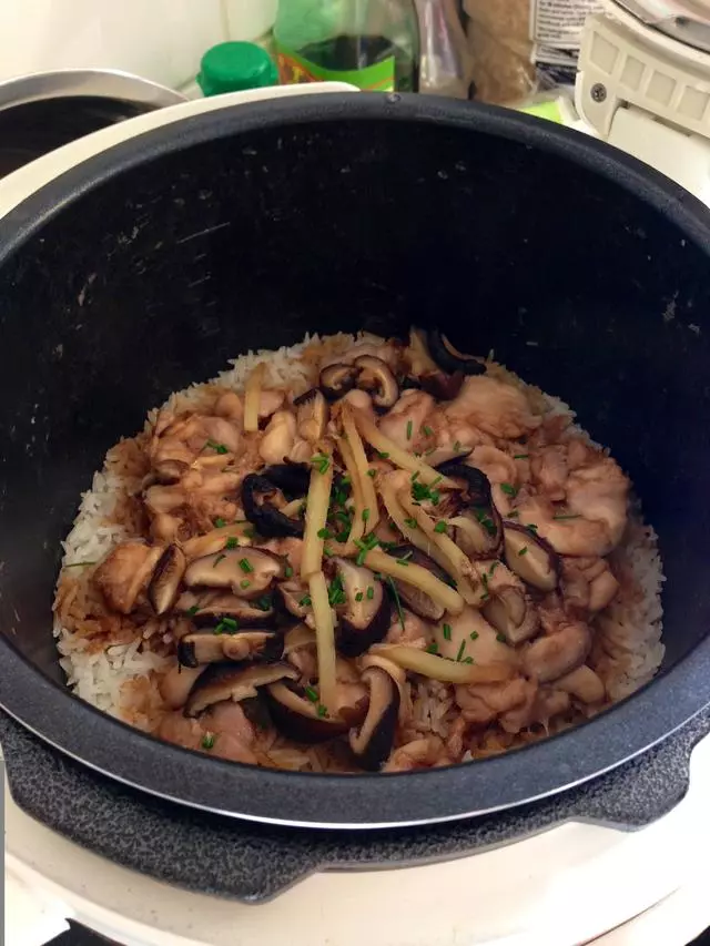 香菇滑雞的15種做法,滑嫩爽口,比吃紅燒肉還過癮,上桌准光碟