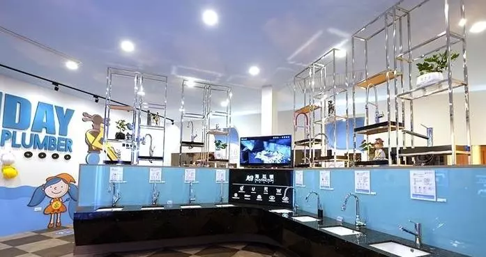 彰化新景點「水銡利觀光工廠」!全台最大水龍頭話題十足,實在太驚喜了