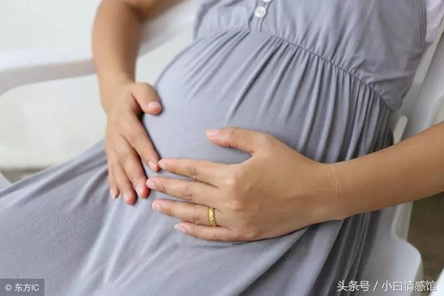 嫂子跟我借錢給她娘家用,我想回家看看我哥,進了家門我不走了