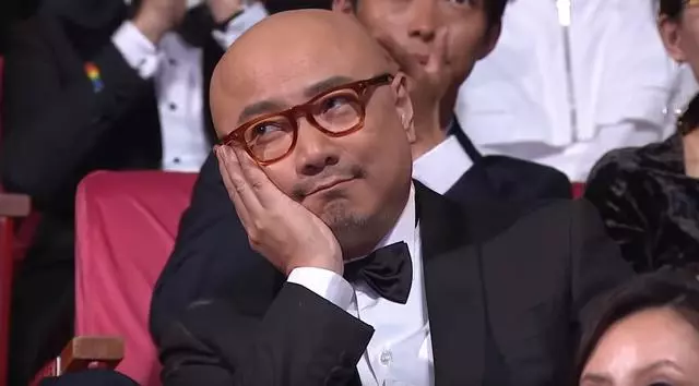 徐崢獲金馬影帝,感謝妻子陶虹默默付出,網友:有誰注意台下劉德華的手