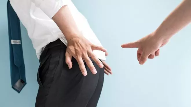 休想再抓屁給我聞!男用「吸屁護墊」問世 偷放毒氣100%變無味啦~