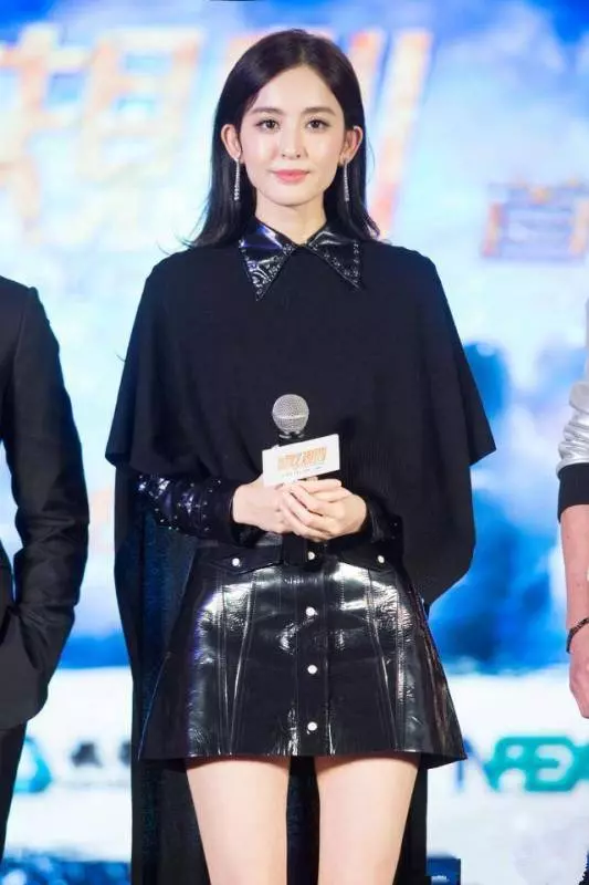 9位女星剪成短髮:熱巴像男孩子,趙麗穎很少女,而她卻是女神