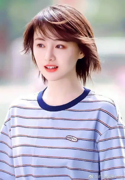9位女星剪成短髮:熱巴像男孩子,趙麗穎很少女,而她卻是女神