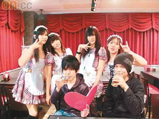 學生妹愛上做女僕cafe,女僕sasa:「最鐘意玩到班宅男 j 都震,好吊癮」