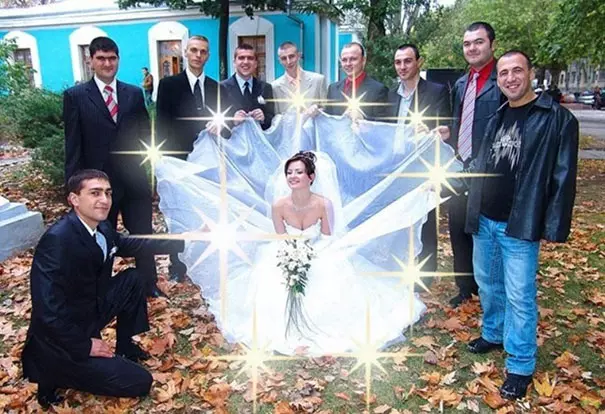 俄羅斯人的幽默好難懂… 30張「非主流過頭」的結婚照