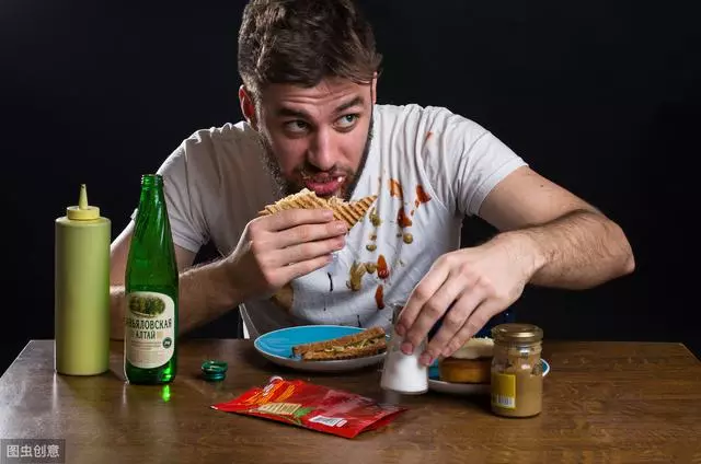 用這個方法,就不再會在減肥過程中暴飲暴食啦