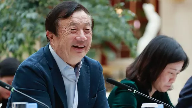 一年收入千億美金的華為遭制裁後會變更弱?!任正非忍不住開炮!直接震撼全場!