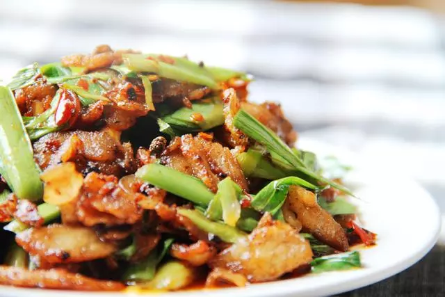 回鍋肉的14種做法,每周都做兩三回才過癮,上桌吃到碗都舔乾淨