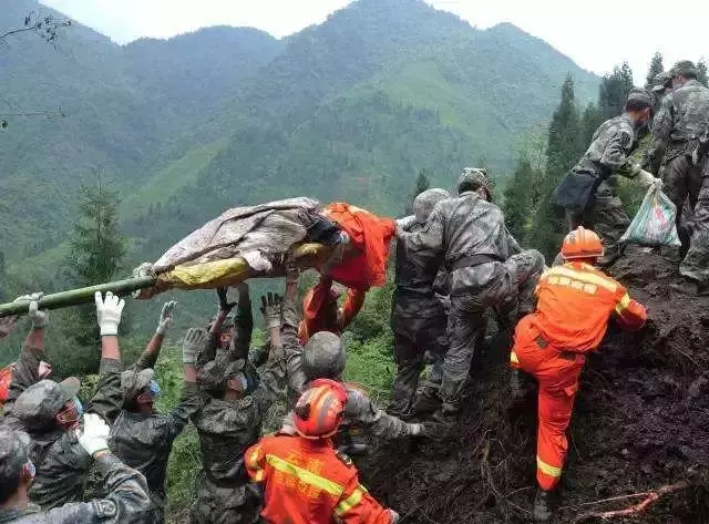 突發!22次餘震!宜賓6.0級地震!丨面對地震災難,佛教徒應該做什麼?