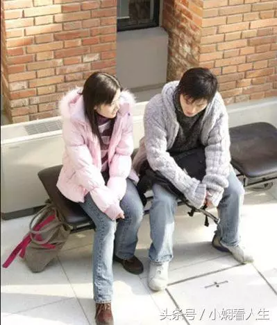 兒子滿月宴,丈母娘給了一萬紅包,知道緣由後我把老婆打回娘家