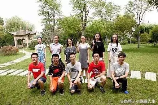 前妻明天就要舉行婚禮了,半夜失眠我撥通她的電話後淚流滿面