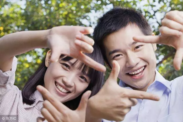 咱們結婚彩禮2萬,你弟結婚彩禮20萬,你爸媽借的債,憑什麼我還
