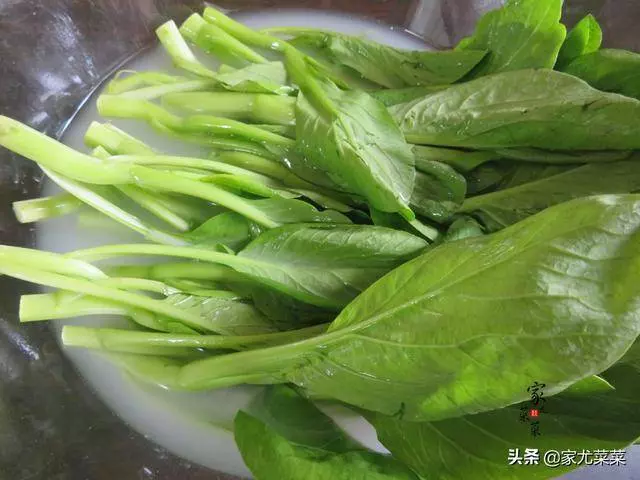 不管炒什麼肉,都別直接下鍋,教你正確醃肉方法肉不柴不腥