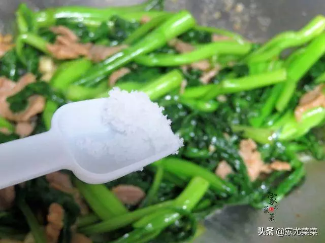 不管炒什麼肉,都別直接下鍋,教你正確醃肉方法肉不柴不腥