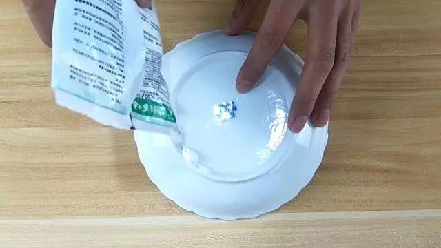無論剪刀多舊多鈍,只需用它們泡一泡,省錢又實用,進來學學吧