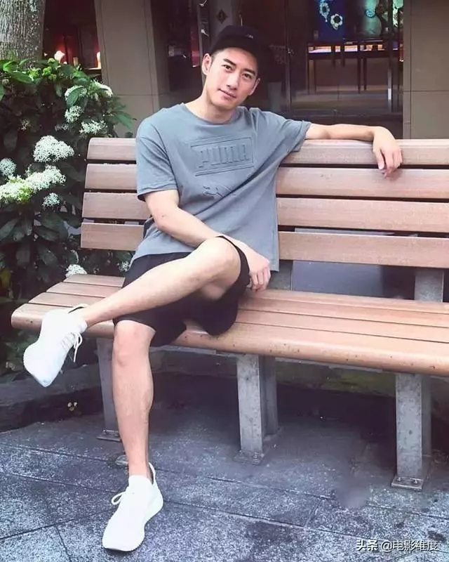41歲江祖平,出道22年卻不紅,經歷多段感情至今沒有歸宿