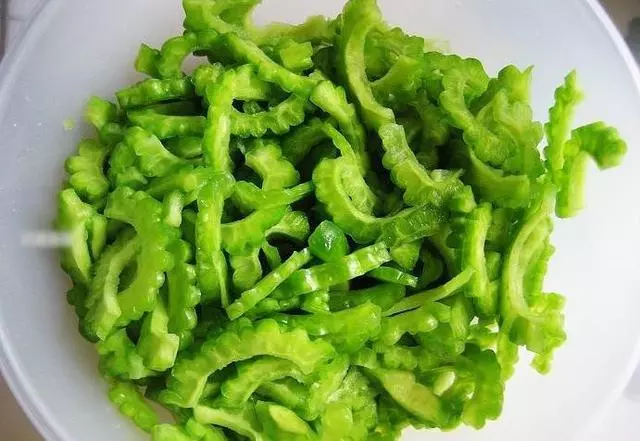 20道苦瓜的做法,清熱解毒,美容養顏,這個夏天怎麼少得了