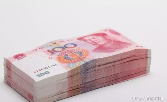 結婚婆婆不給彩禮,說收的紅包都歸我,晚上對完禮金,我如墜冰窖