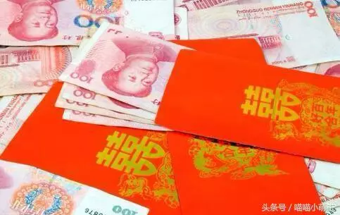 兒子滿月,收了5萬塊份子錢,次日少了2萬,打開婆婆的包我傻了