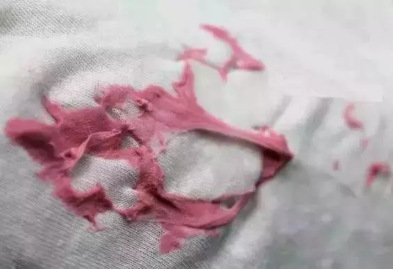 不管衣服染上什麼,只要用這一招,全都能清洗掉,太實用了