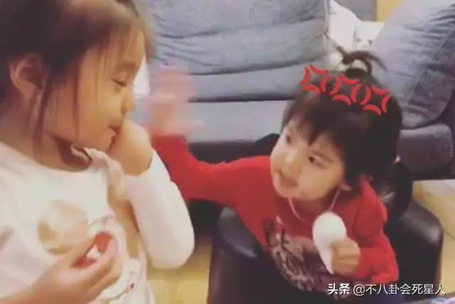 波妞成最嚴肅星二代,拍照不笑還愛皺眉頭,才兩歲就能打哭咘咘