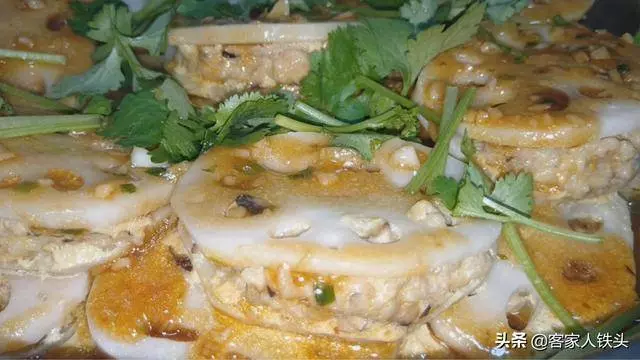 蓮藕自從學會這個做法,家人三天兩頭點名吃,軟糯鮮香,好吃解饞