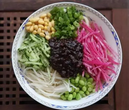 夏季食欲不振吃什麼?營養師:多吃兩種瓜、喝一種粥,少吃一種肉
