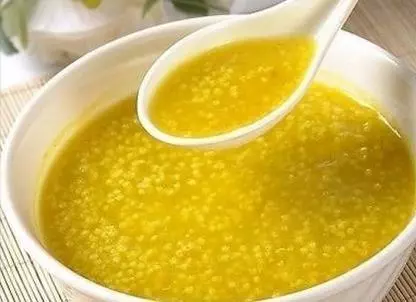 夏季食欲不振吃什麼?營養師:多吃兩種瓜、喝一種粥,少吃一種肉
