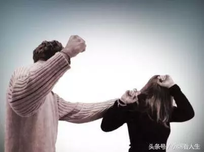 初六老婆忙了一天,我媽包的那鍋羊肉水餃卻把我搞得妻離子散