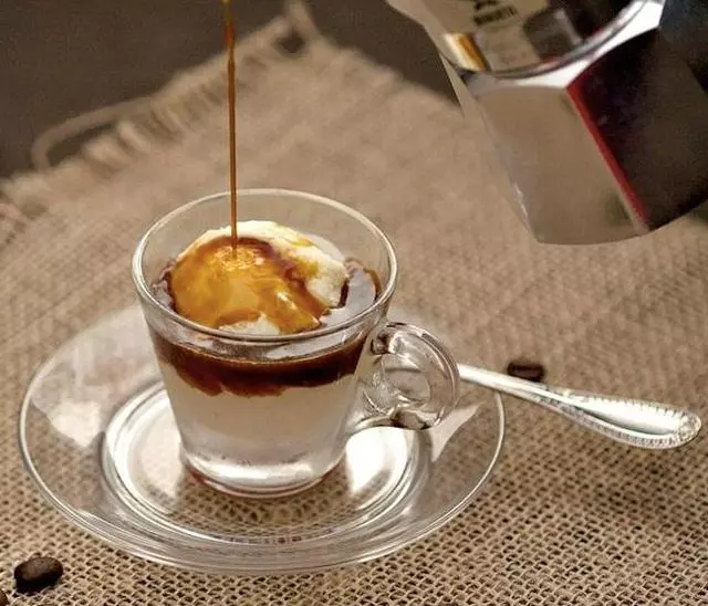 美味到讓人窒息的咖啡飲品——阿芙佳朵Affogato怎麼做?