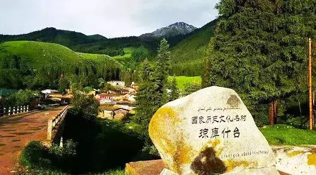 才發現吃了十多年的烤串都白吃了!走,帶你見識真正的新疆烤串