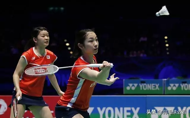 羽毛球雙打如何站位?最簡單方法,記住這十六個字,破解配合難題
