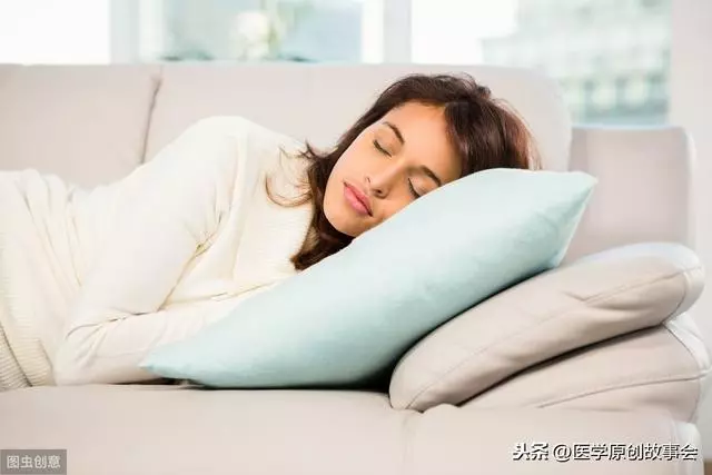 長壽的人,睡前五件事統統不會做,若你五個都沒有,恭喜你很健康