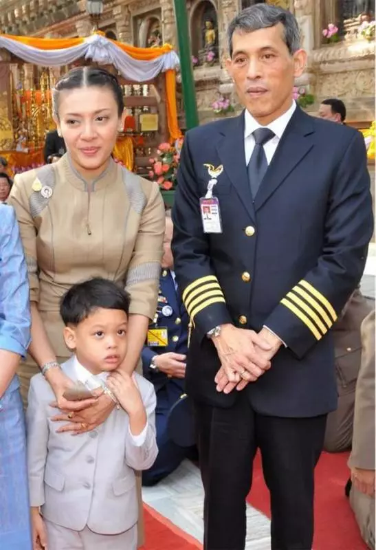 一入王室深似海!泰國國王4任妻子越來越年輕,結局卻越來越悲慘