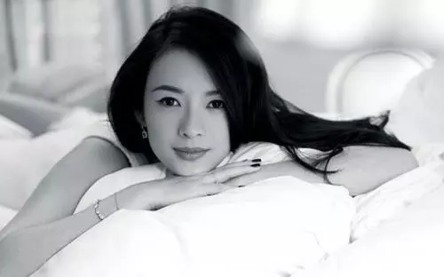 章子怡被大女兒實力搶鏡,是女神變老,還是女兒真的略勝一籌?
