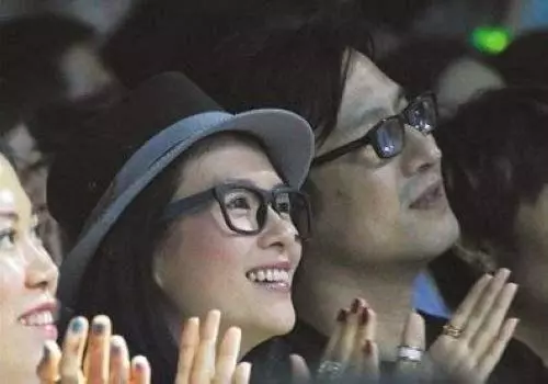 章子怡被大女兒實力搶鏡,是女神變老,還是女兒真的略勝一籌?