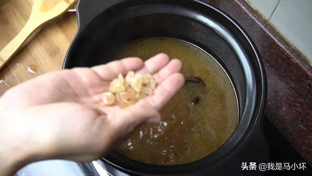 愛吃牛腩的收藏了,試試客家這種做法,出鍋香味四溢
