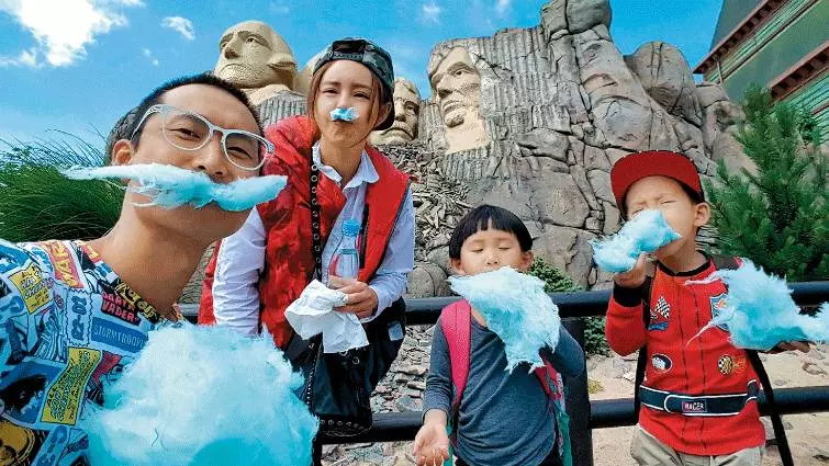 哽咽陪道歉!浩子驚傳「手上3節目全停工」,經紀公司回應:已經一個月了!