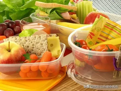 每天喝2000c.c.水、每餐蔬菜比例50% 這些減肥數字要記好