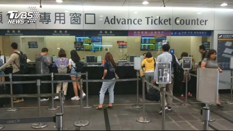 旅客怒控「爛」買高鐵對號座 上車只能站
