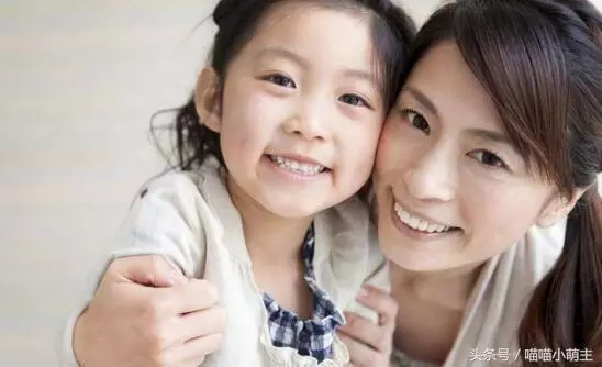 離婚5個月,我去前夫家看女兒,聽到小姑子的話,我給她一巴掌